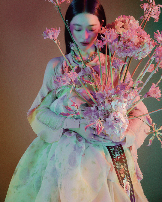 sefuns: Sulli ♡ ‘W Korea’ Magazine 2018 October Issue “A New Chapter”