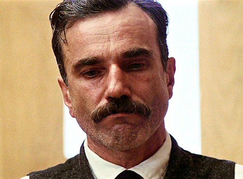winterswake: Daniel Day-Lewis as Daniel Plainview in THERE WILL BE BLOOD (2007)