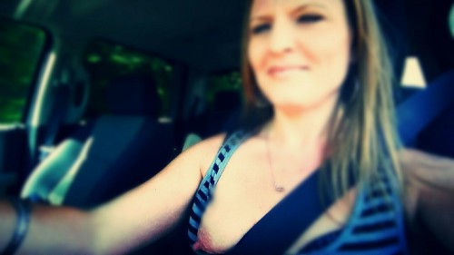 idareyoucontest: #oregonhotwifejenwow! Hot wife for sure great flashing in car dare!