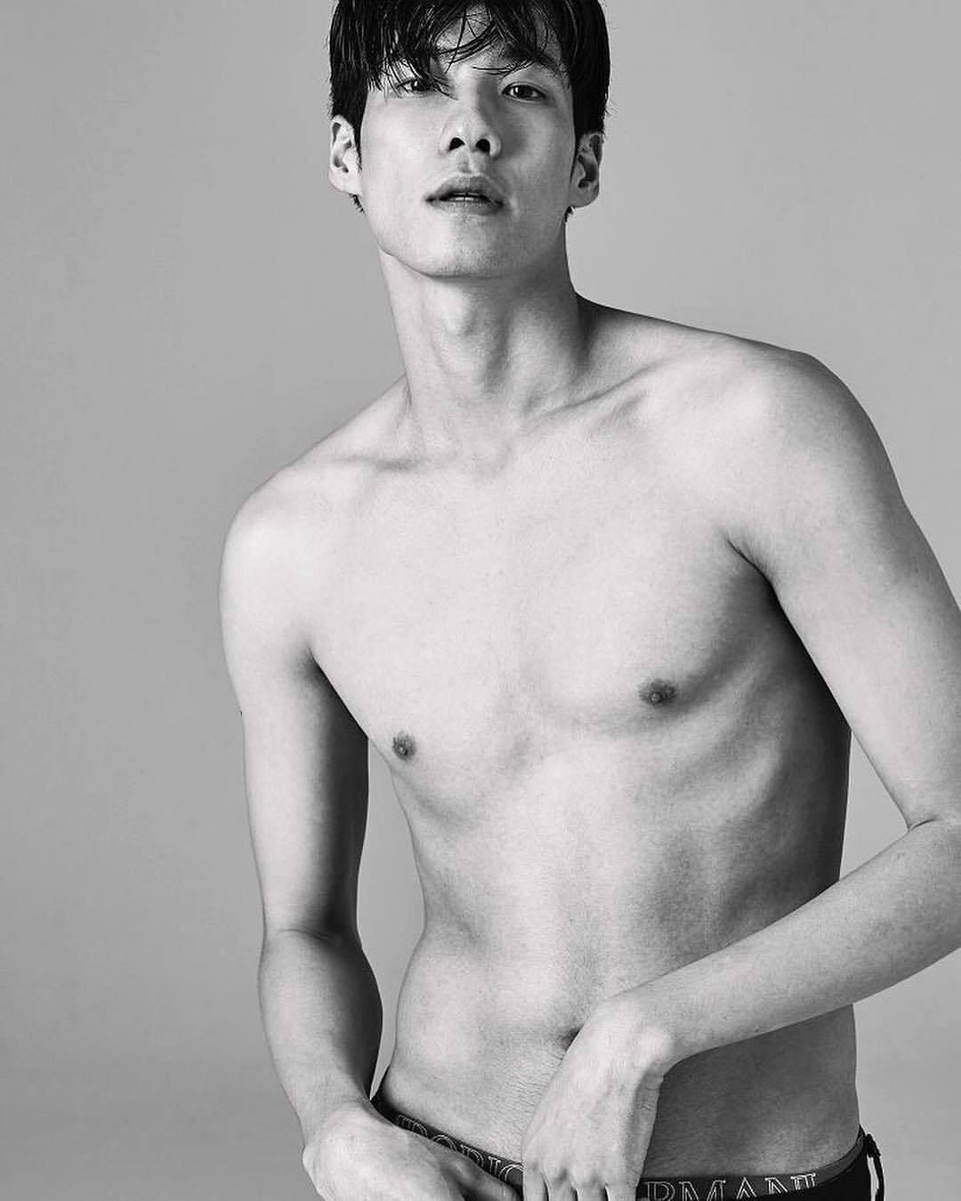 kr-malemodel:#崔旼弘 ( @minhong_choi ) #최민홍 #ChoiMinHong  #모델 #남자모델