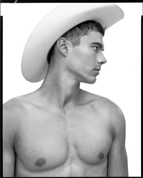 steven-myself:Nosebleed Cowboy - Scott Morton by Baldovino Barani for FACTORY Fanzine