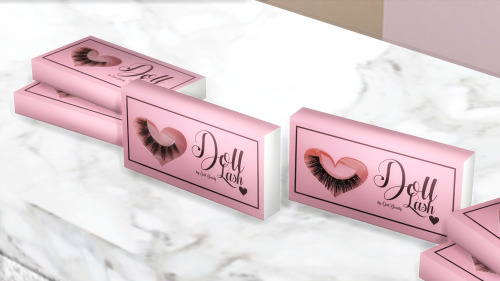 platinumluxesims:platinumluxesims: Doll Beauty Deco False Lashes Because you can never have too much
