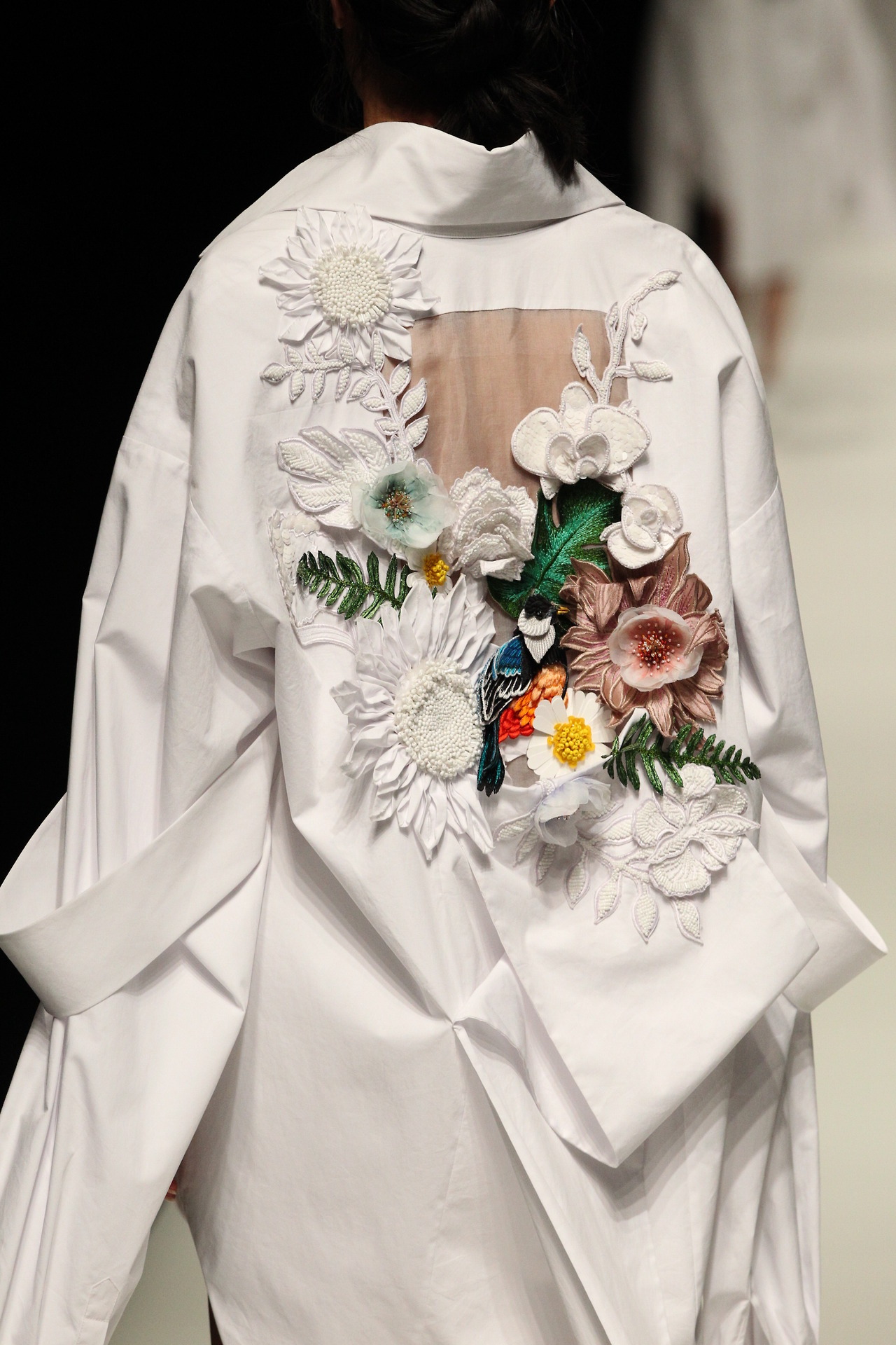 fleurilie:Floral details at Nguyen Cong Tri Nº10