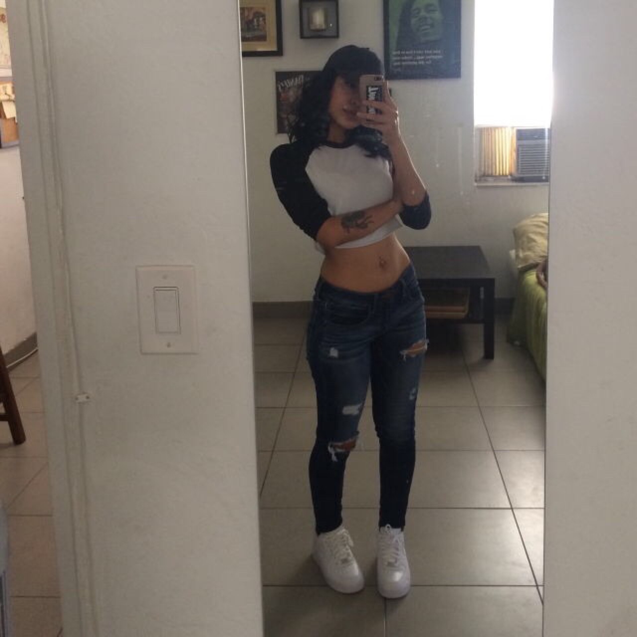 newsorsomethn:  my cute mirror selfies