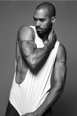 handsomemales:lamon archey by jeremiah lazo