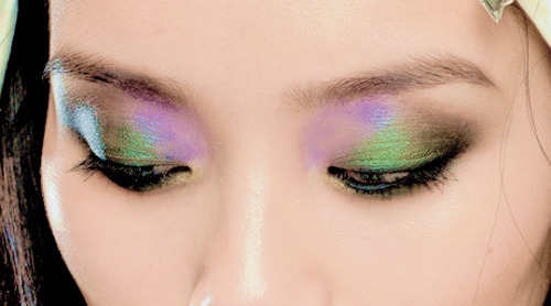 chandelyer:  make-up at Roberto Cavalli f/w 2012 rtw 