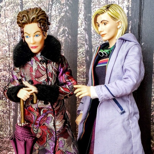 actionfiguresfanart:Thirteen &amp; M in autumn(she goes by Max now)follow for more ActionFigures Fan