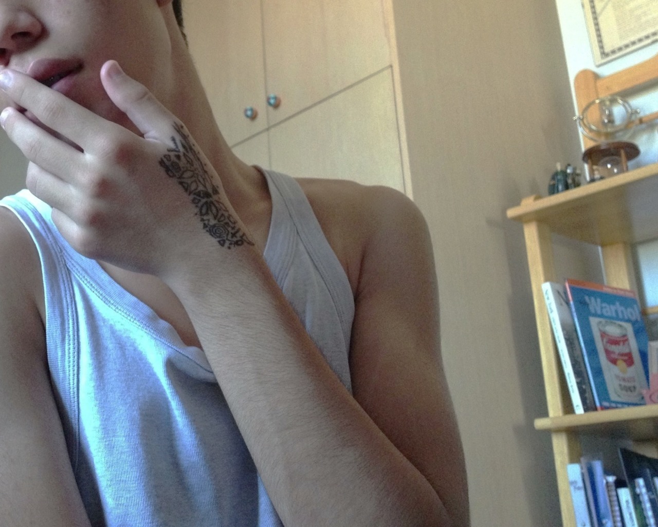 pale-as-my-soul:  x pale x 