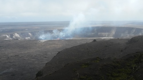 share-a-thousand-moments: I wanted to see a bit ore of Hawaii than just O’ahu so I flew over t