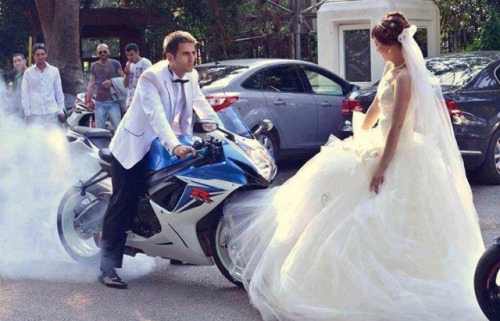 rid3witm3xx:  Biker wedding❤ 