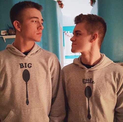 gayboys-and-eyecandy:  Mason & Matt