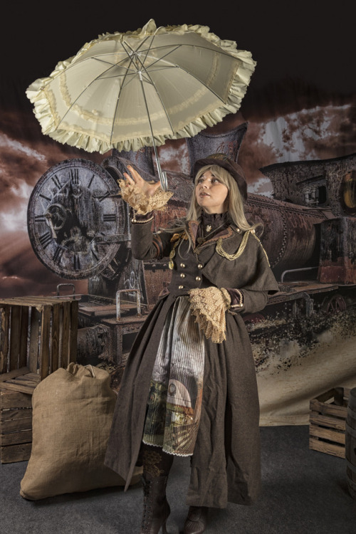 Steampunk Village at Stuttgart Messe, 11/26Photography by Andreas-Ronge.DeI incidentally ran into @r