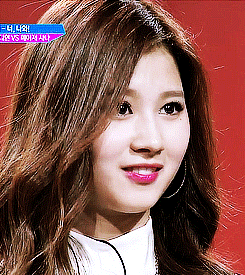 ego-centrik: Sana and the puppy eyes