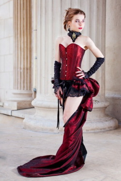 steampunk-divas:  Steampunk http://steampunk-divas.tumblr.com/