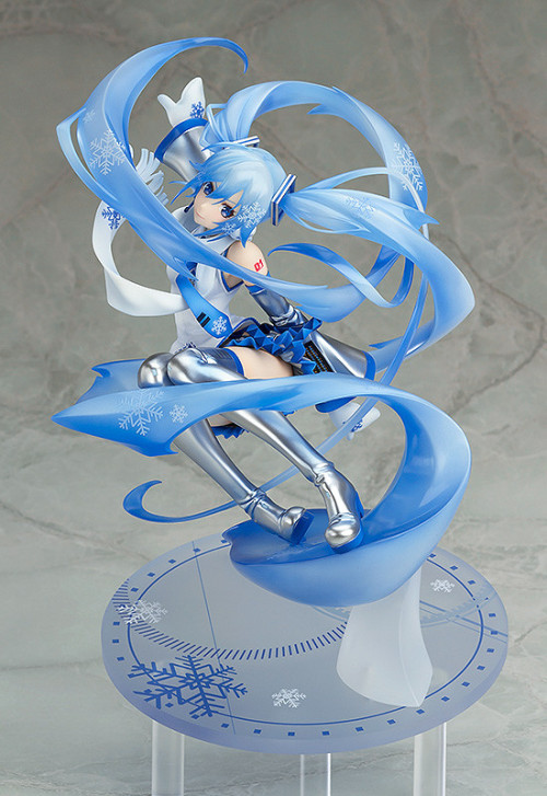 vocafigoftheday:Today’s Vocaloid Figure of the Day is: Hatsune Miku Snow ver. 1/7 Scale by Goo