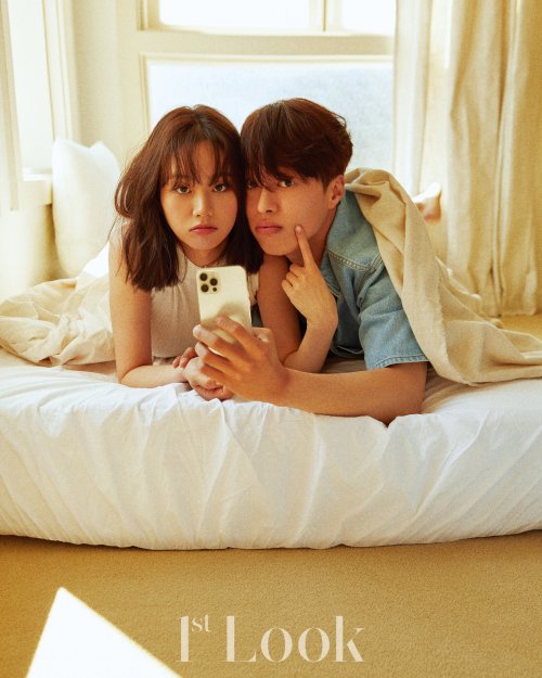 this-is-youniverse:Lee Hyeri &amp; Jang Ki Yong for 1st Look