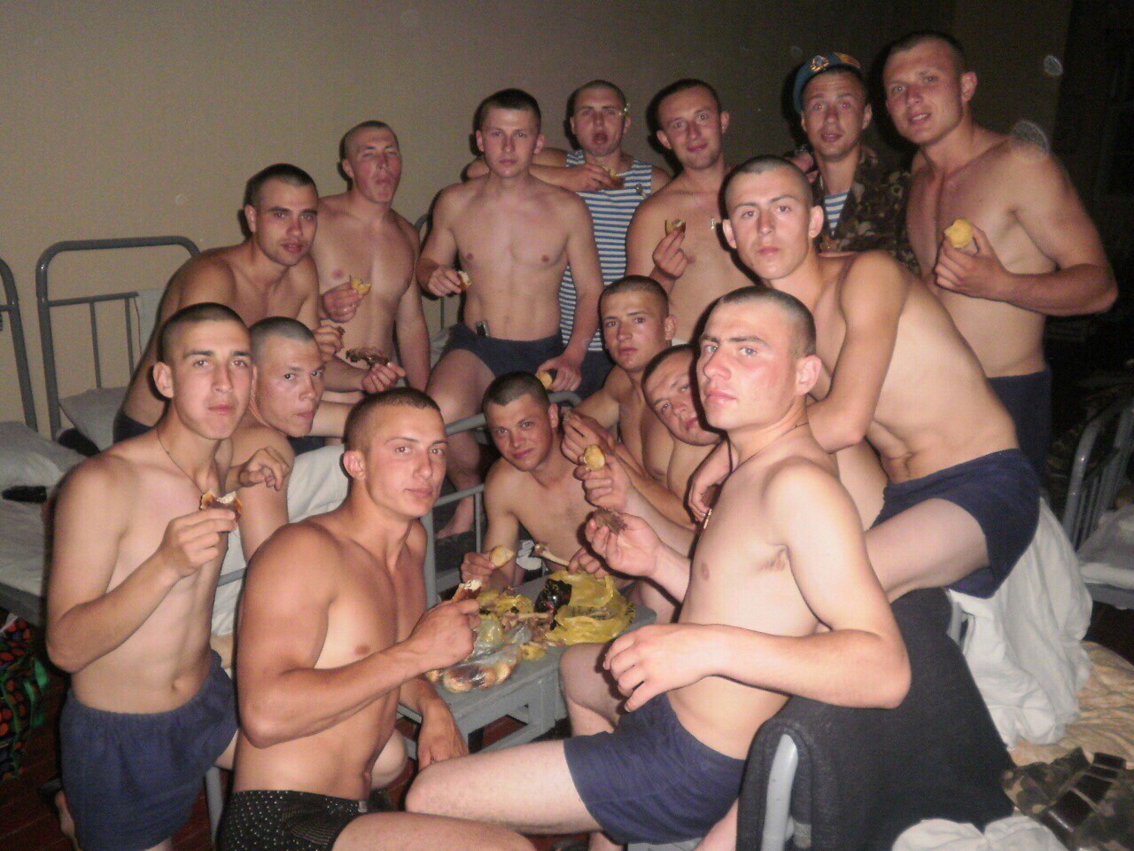 ★ Nude Soldiers ★