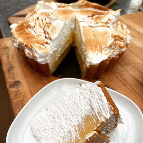 Ok. Totally off the edge. This Lime Pie with Saltine Crust is totally delicious. Maybe next time not so much Swiss Meringue. It’s going to take a while to come down from the sugar high. Thanks @food52 #keylimepie #lemonmeringuepie #swissmeringue...