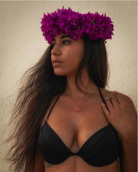 islandhulagirl:.