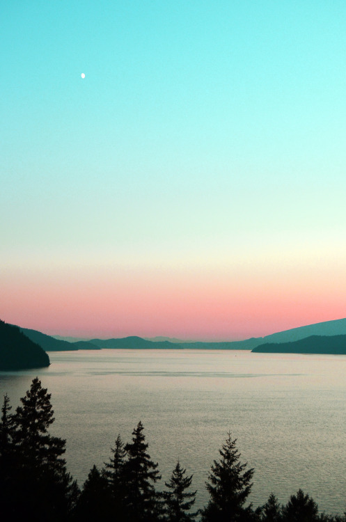 st0rmer:  Lions Bay, BC (by st0rmer) 