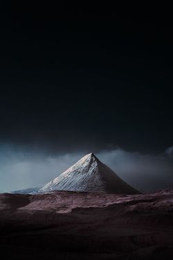 visualechoess:  baula blue IR - © Andy Lee