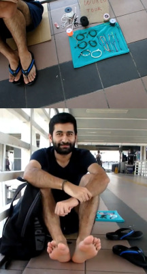 jfeet14:  Guy selling bracelets at the airport