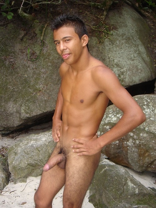 chacalovers:  CHACALES Y CHACALITOS MORENOS Y CALIENTES.JÒVENES Y MADUROS, FOTOS