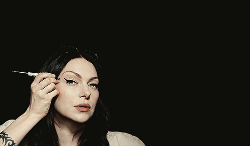 XXX spidermanm: laura prepon // march 07, 1980.“I photo