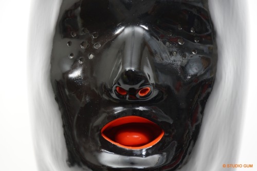epicweapon666:  fetishjunkie:  fetiman:  yeahquim:  Why do I want this. If I get this I want someone to play with me wearing this.   http://www.studiogum.com/heavy_rubber/Latex-Masks/Anatomical-Mask/Anatomical-Latex-Mask::157.html  Really serious rubber