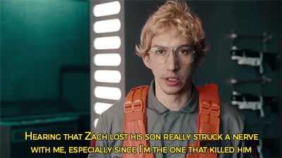 sizvideos:  Kylo Ren goes undercover amongst the Starkiller base staff 