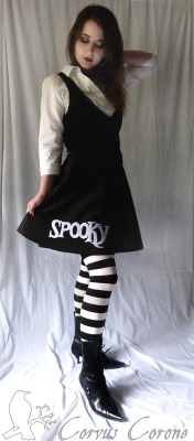 corvuscoronefashion-photography:  Limited edition Hallowe’en appliqué skirts It’s the skater skirts with pockets again! This time you can choose between ‘Spooky’ (modelled by Nik (hart-heart)), ‘Spoopy’, pumpkin or a coffin! All available