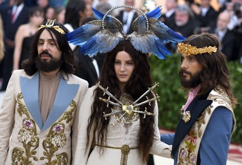 lanasdaily: Lana Del Rey, Gucci Creative Director Alessandro Michele and Jared Leto attend the Costu