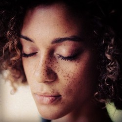 #Freckles #Curlyhair #Ebony #Pretty #Instaphoto