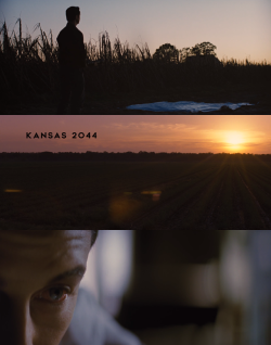 movietography:Looper (pt 2/2)Director - Rian