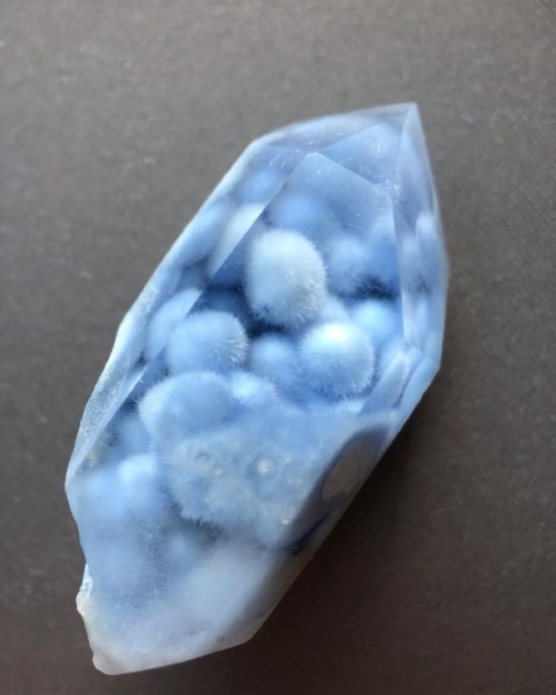 Unique Dumortierite Quartz. Hands Down The Best I've Ever Seen. Photo: Caramchau
