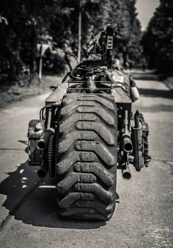 radracerblog: BATTLE READY: Motorbike