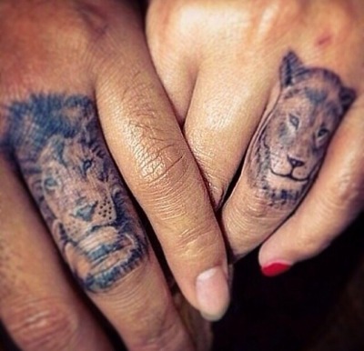 ohfckitsjamir:
“Seen this on Instagram….
Husband & wife….This is tight!
”