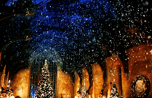 arthurpendragonns:Christmas was coming. One morning in mid-December, Hogwarts woke to find itself co