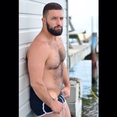 beardburnme:  Mateo.m  adult photos