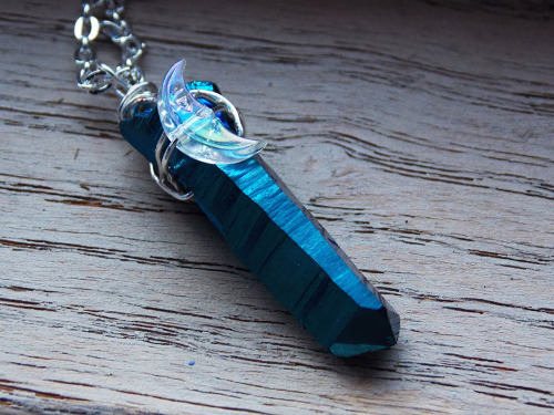 13thmoon:  etsy update: moon necklaces