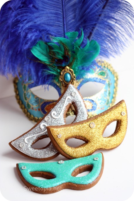 Faces new orleans mardi gras masks