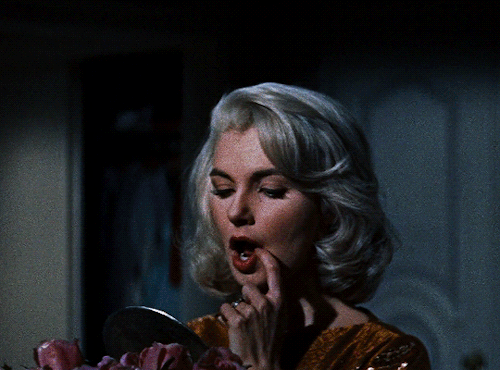 classicfilmsource:Joanne Woodward in From the Terrace (1960) dir. Mark Robson