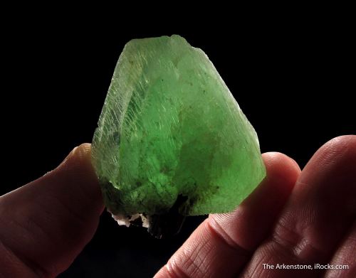 HydroxylherderiteThe apatite group of minerals (see bit.ly/2akYWkg) encompasses quite a varie