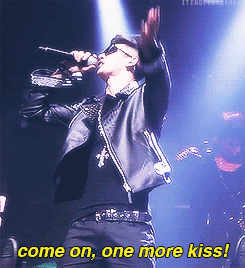  yongguk's fanservice after 'my first kiss'