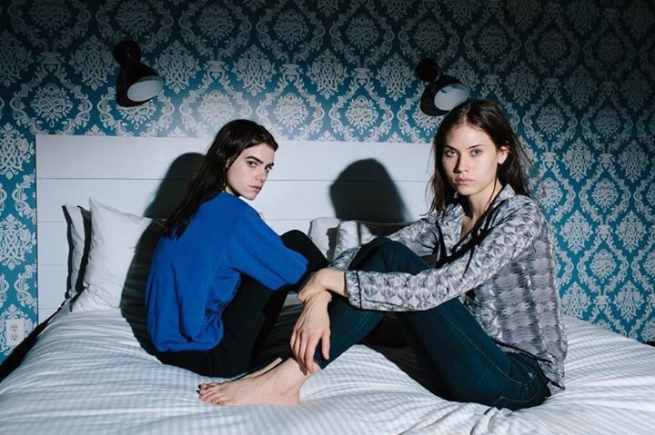 adreciclarte:  Hallie and Colleen by Jered Chambers