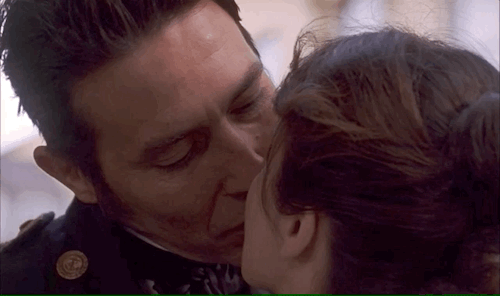 thejcube:Amanda Root and Ciaran Hinds in Persuasion. 