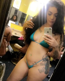 stripper-locker-room:  https://www.instagram.com/sweetbeejonesss/