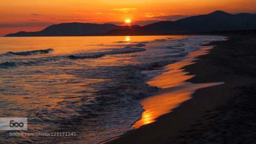 doubleborja: Sunset by alessandrotraverso