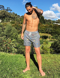 malecelebsandporn:Maluma