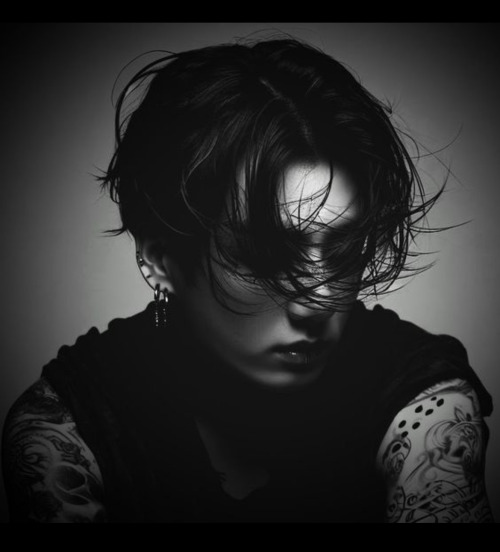 Silhouette: Jungkook